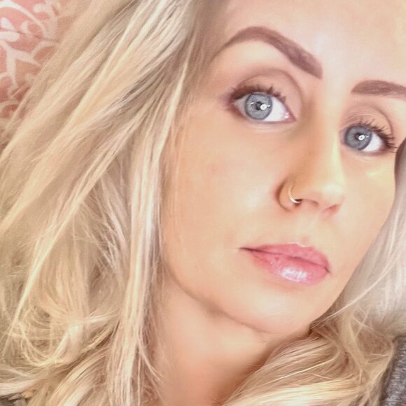 Meet your Posher, Kate - Picture 1 of 1